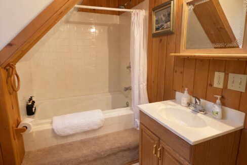 071F78F4-CEDF-4C53-A9AF-D0ECCF36E305