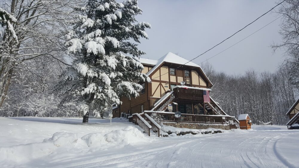 Yoedler Lodge Stone Mountain Chalet Rentals Near Holiday Valley NY