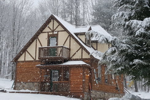 Ski Loding Rentals for Holiday Valley Ellicottville NY