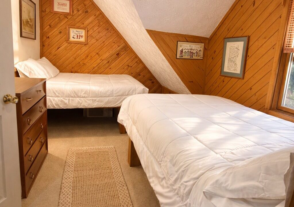 519498BD-7BF5-480A-800F-1030F2BD4B5B