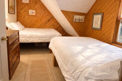 519498BD-7BF5-480A-800F-1030F2BD4B5B