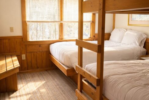 8C8A6F82-CFE3-49AD-B976-97430D724F4F