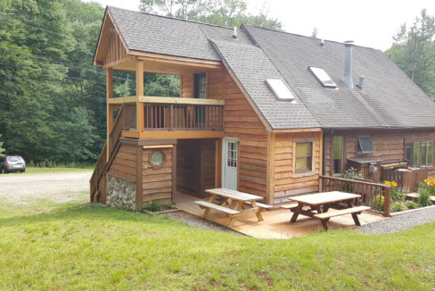 Mardi Gras Cabin #3 at Stone Mountain Chalets Group Lodging