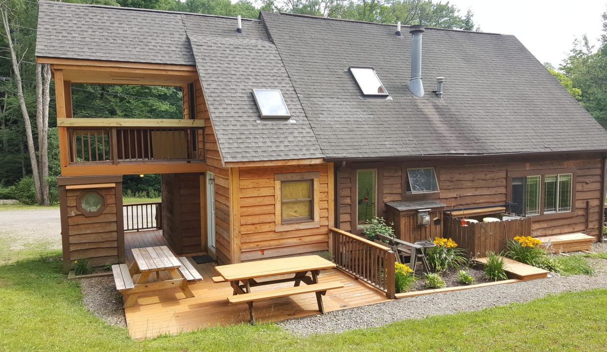 Mardi Gras Summer Rentals Ellicottville NY Stone Mountain Chalets