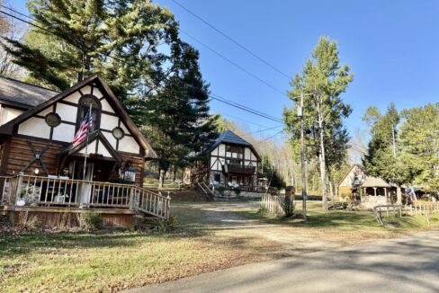 Whole Lodge Cover Photo Stone Mountain Chalets